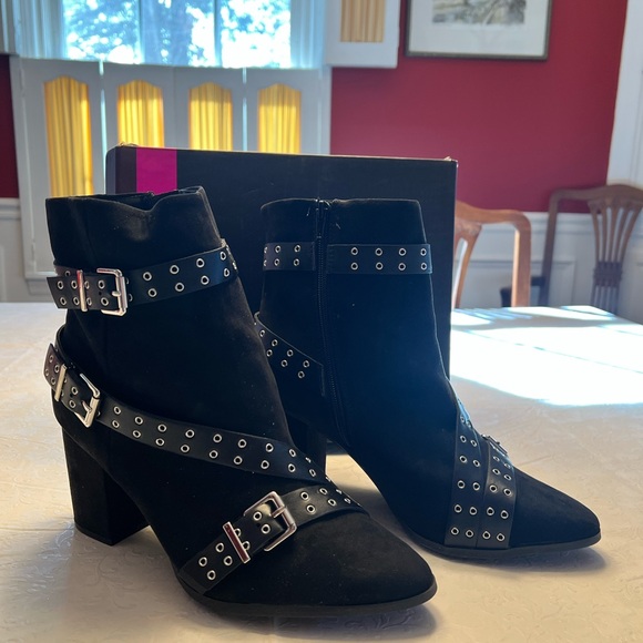 Lane Bryant Black Ankle Boots with Buckled Straps - Picture 3 of 14